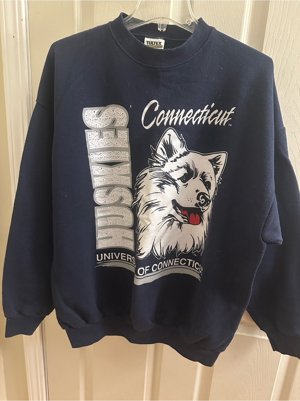 UCONN University of Connecticut Huskies Navy Crewneck Sweatshirt - XL